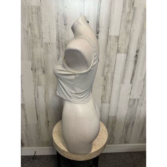 White crop top - Picture 2 of 5